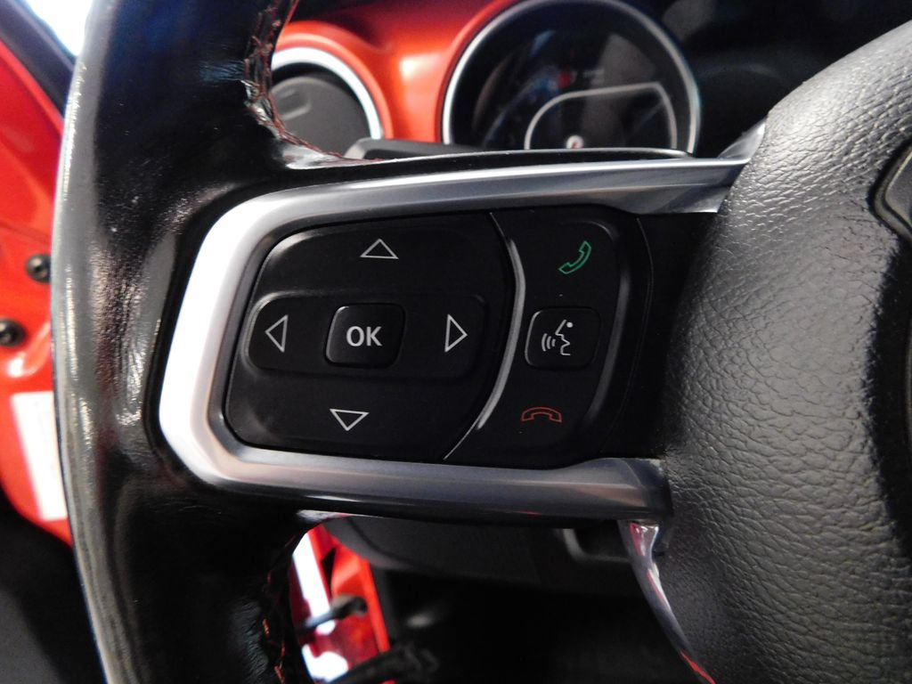 Used 2020 Jeep Wrangler Unlimited Rubicon w/ Dual Top Group AWD/4WD image 18