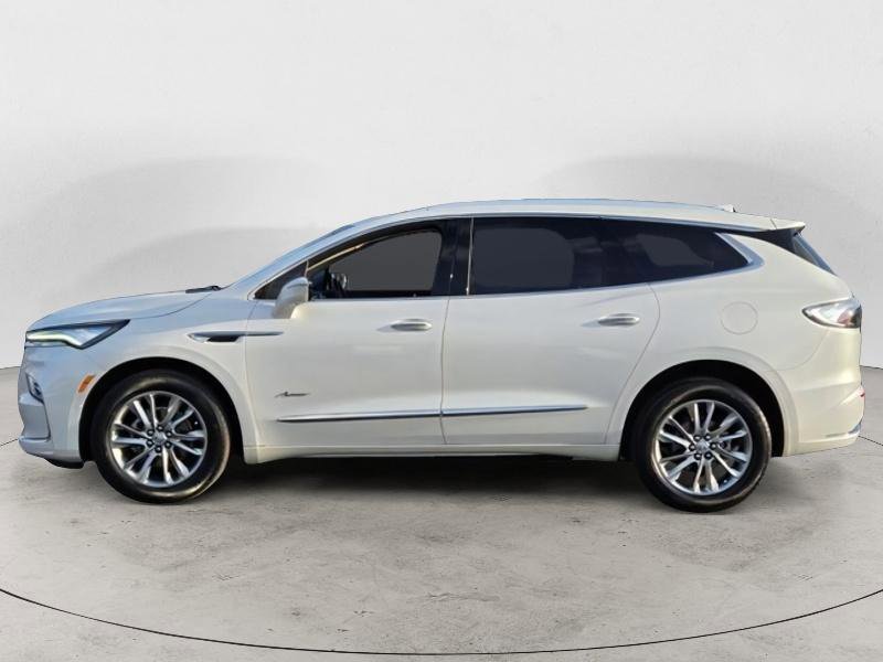 Used 2023 Buick Enclave Avenir w/ Avenir Technology Package image 2