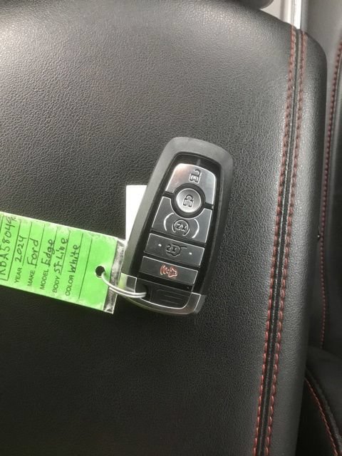 Certified 2024 Ford Edge ST-Line AWD/4WD image 33