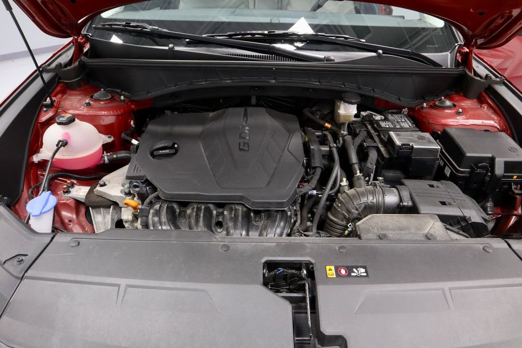Used 2025 Hyundai Tucson SE AWD/4WD image 16