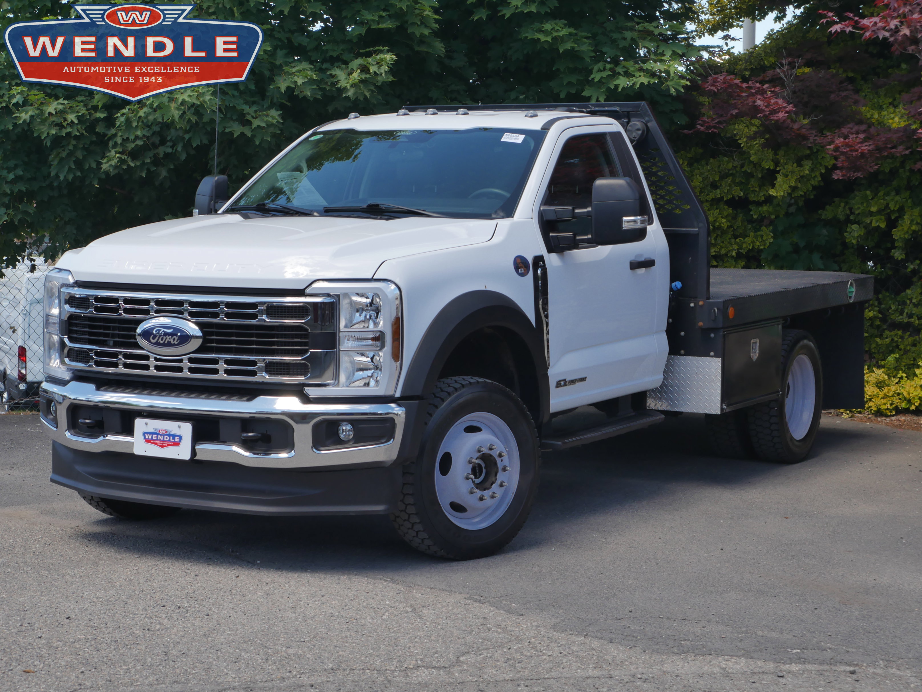 Certified 2024 Ford F550 4x4 Regular Cab Super Duty image 1
