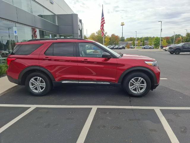 Certified 2024 Ford Explorer XLT w/ Equipment Group 202A AWD/4WD image 4