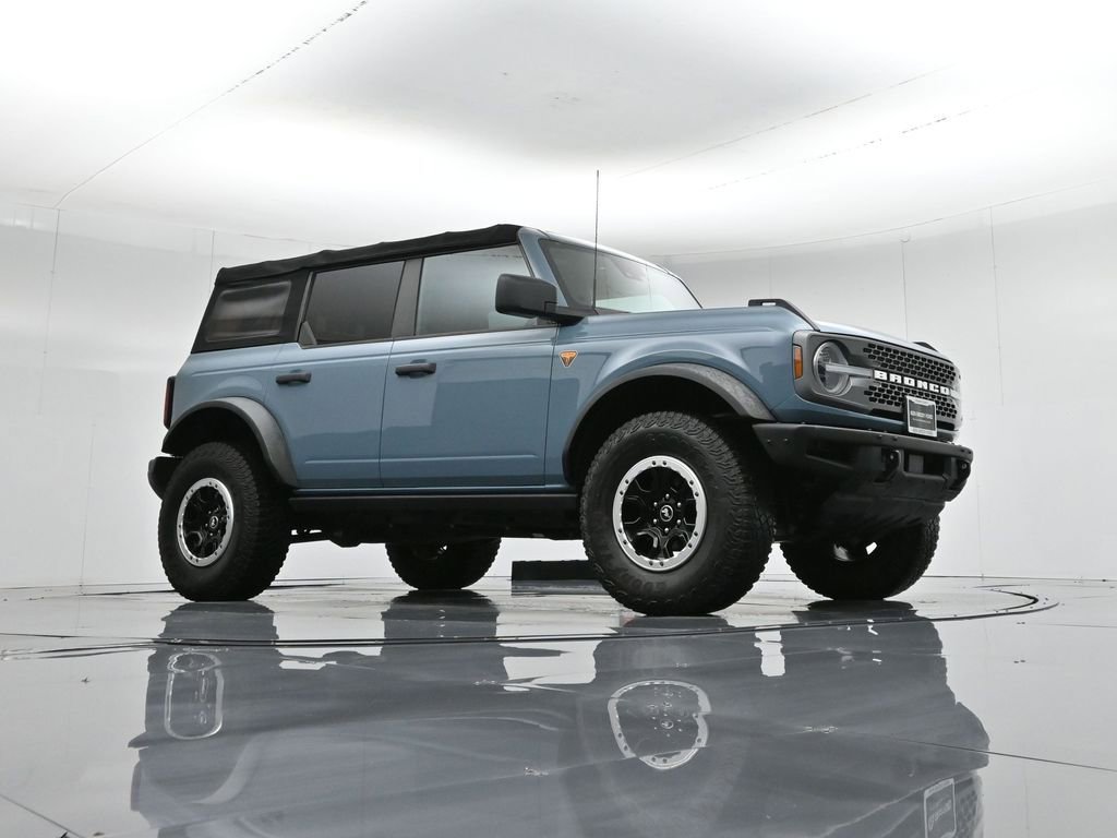 Certified 2021 Ford Bronco Badlands w/ Sasquatch Package image 4