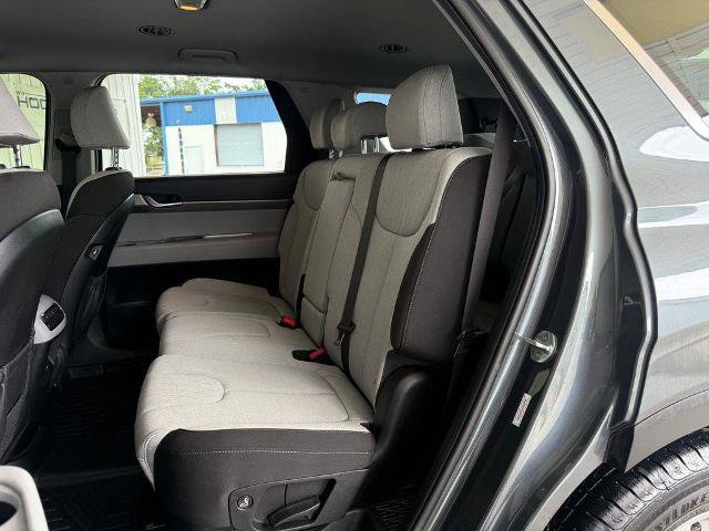 Used 2022 Hyundai Palisade SE AWD/4WD image 11