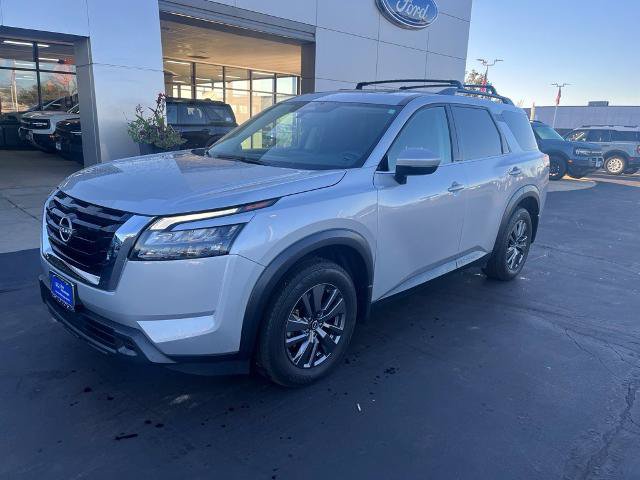 Used 2023 Nissan Pathfinder SV w/ SV Premium Package
