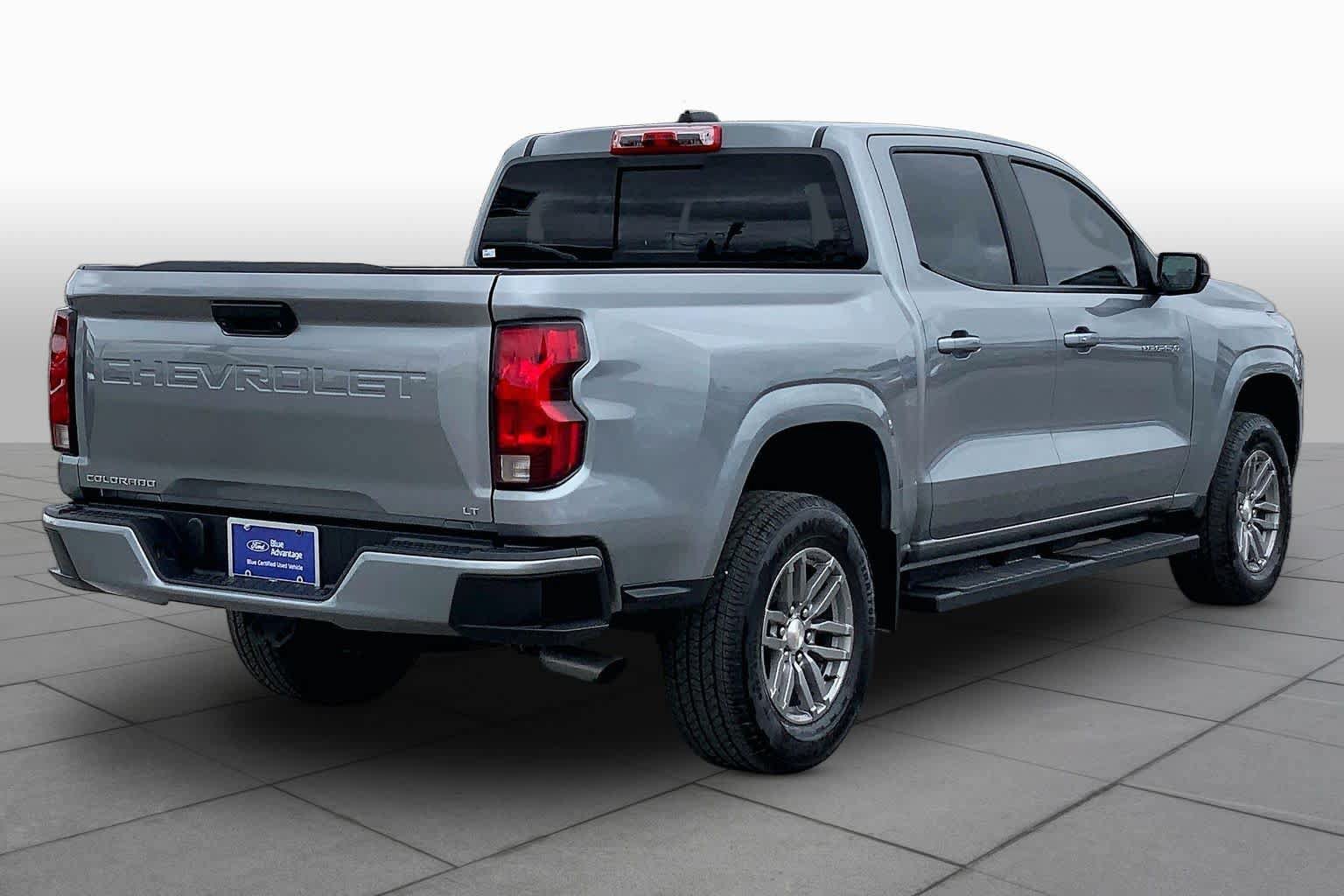 Used 2023 Chevrolet Colorado LT w/ LT Convenience Package II RWD image 13