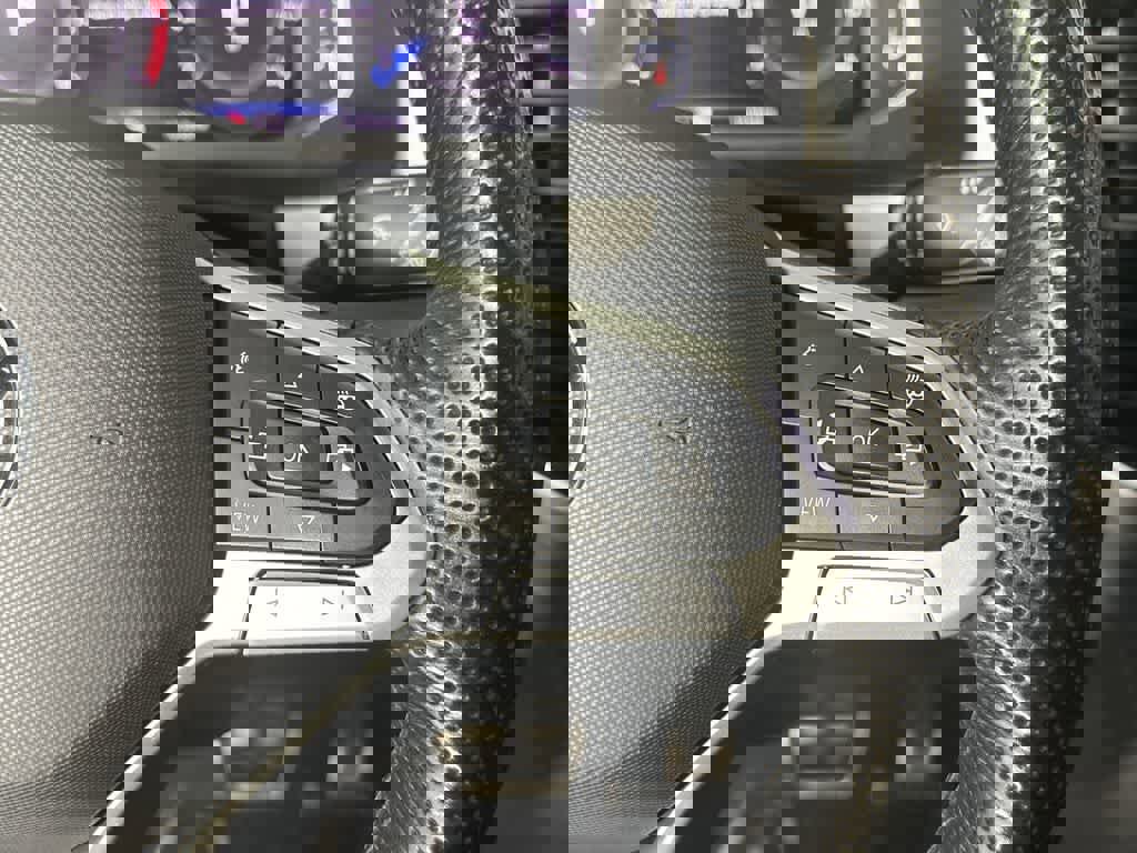 Used 2022 Volkswagen Atlas Cross Sport SEL R-Line image 41