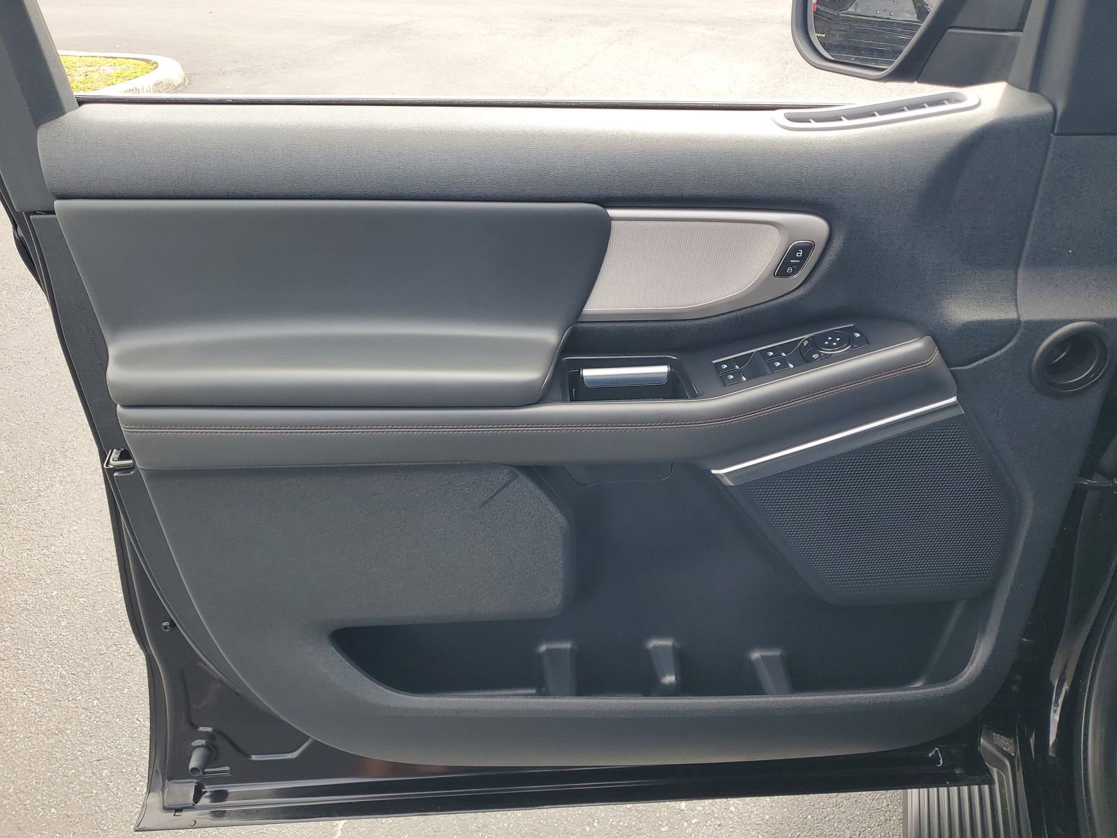 Certified 2025 Ford Expedition Max Active RWD image 17