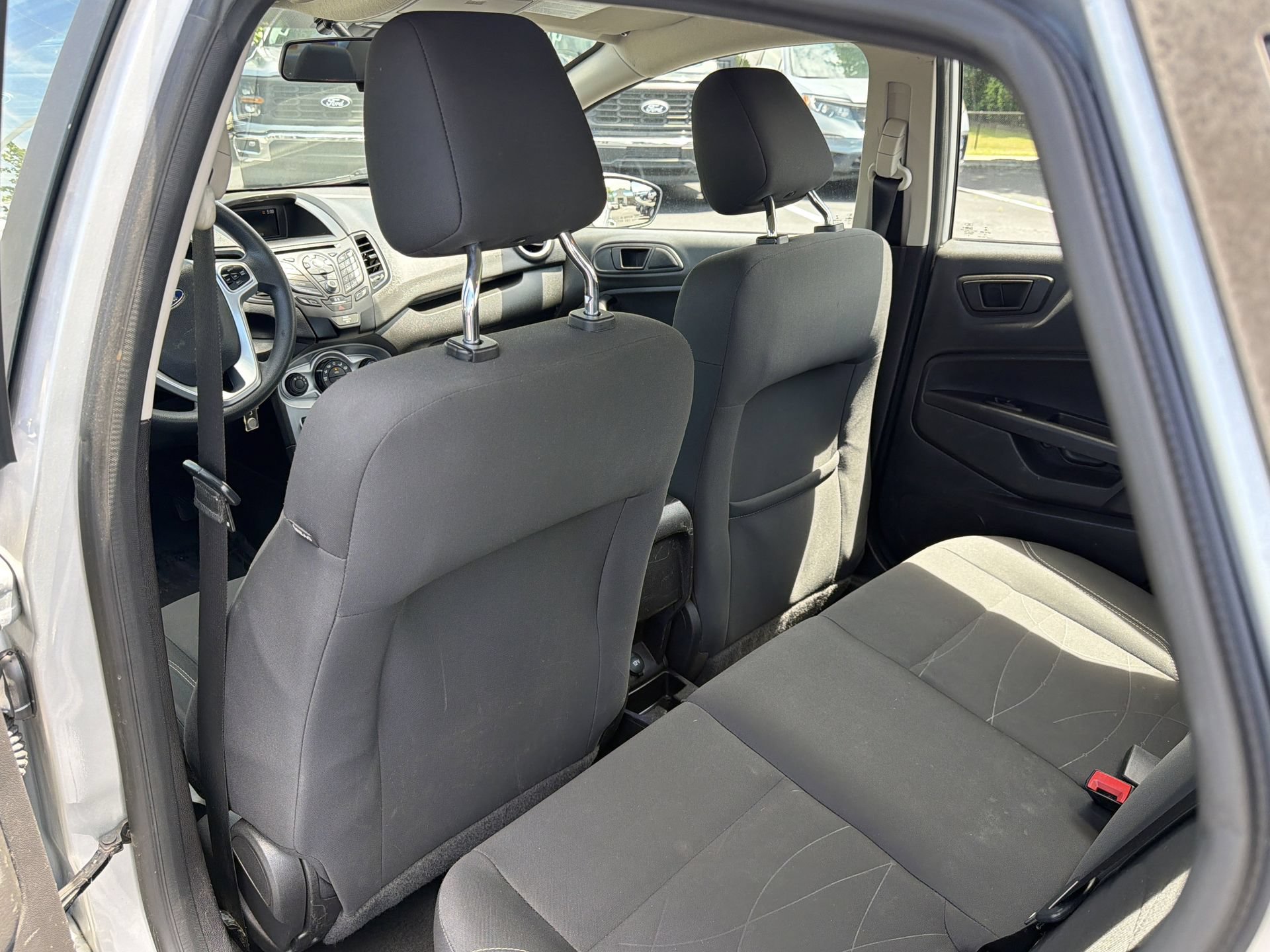 Certified 2018 Ford Fiesta SE FWD image 18