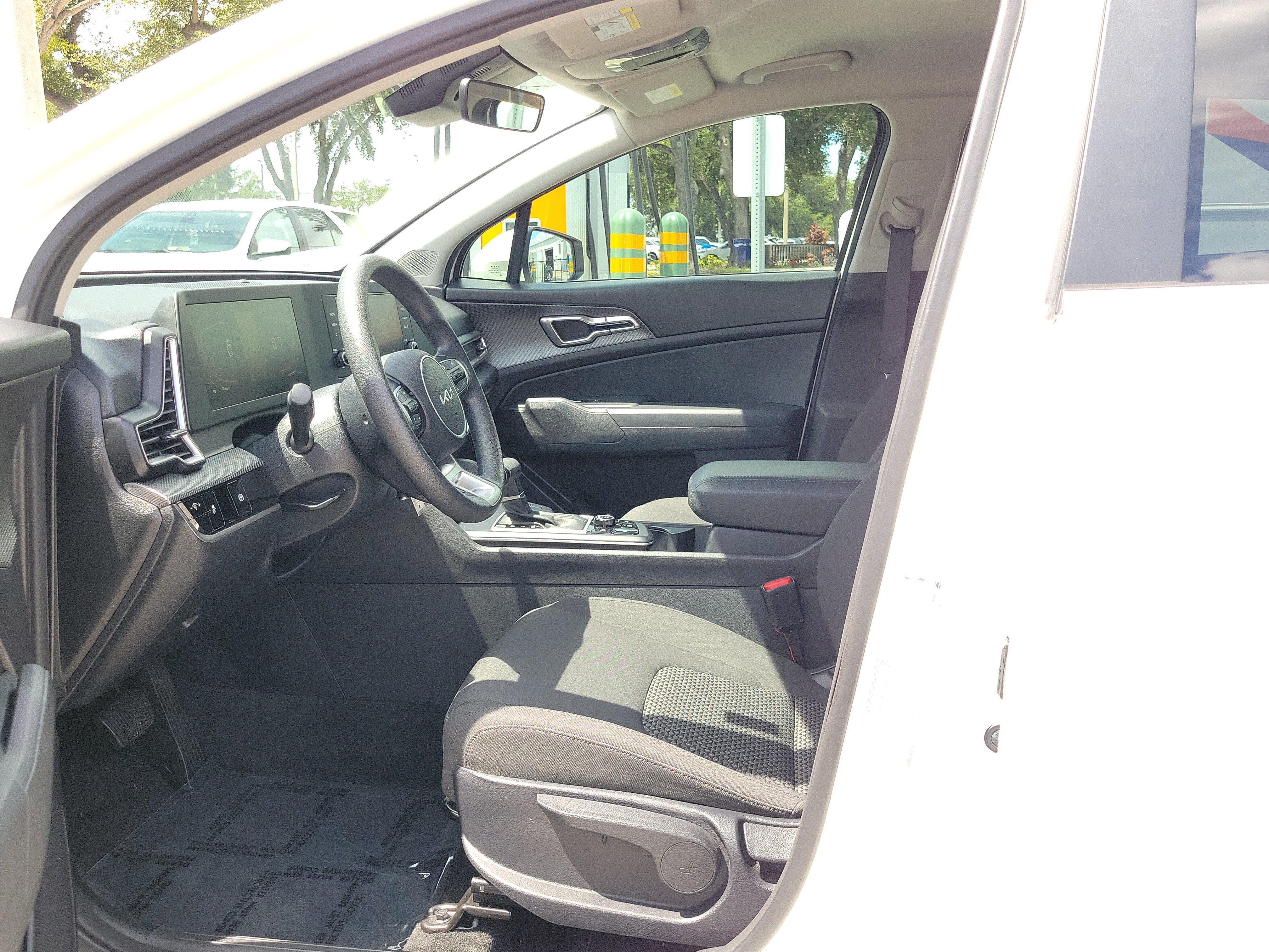 Used 2023 Kia Sportage LX AWD/4WD image 20
