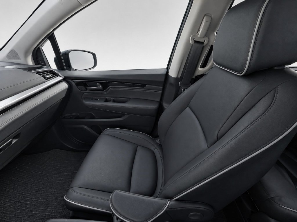 Used 2025 Honda Odyssey Touring image 29
