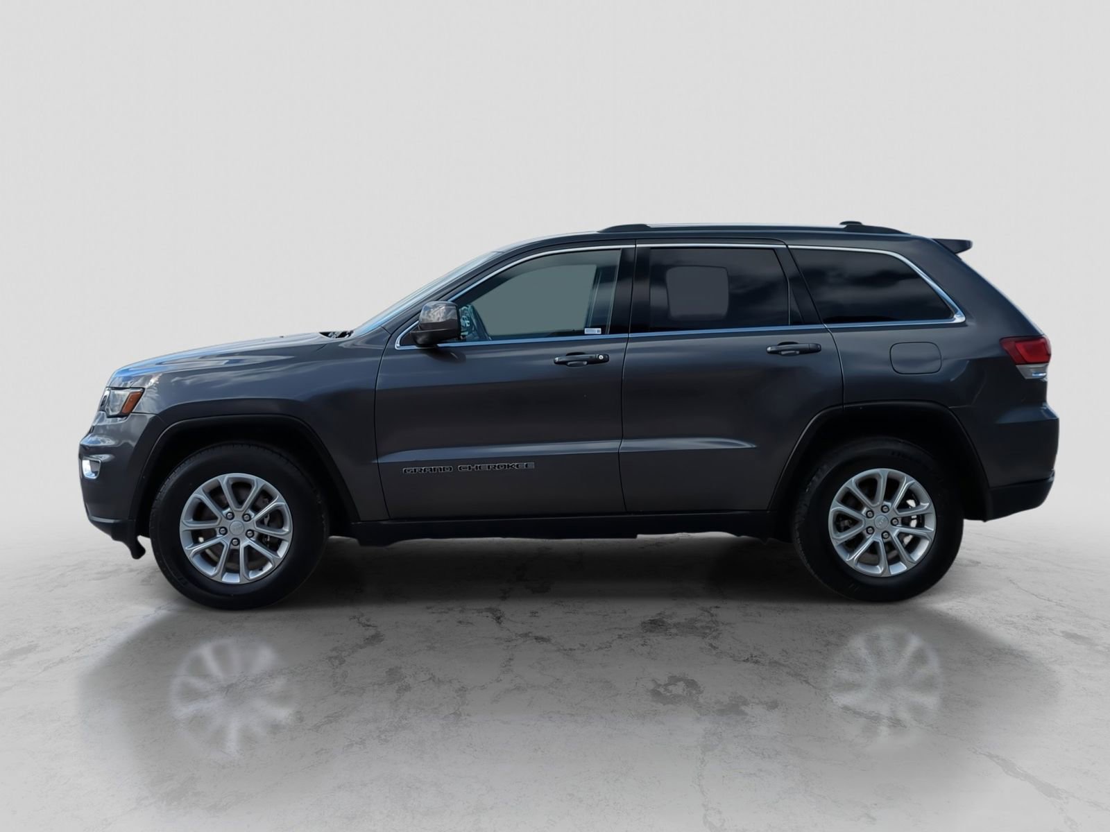 Used 2021 Jeep Grand Cherokee Laredo X AWD/4WD video 3