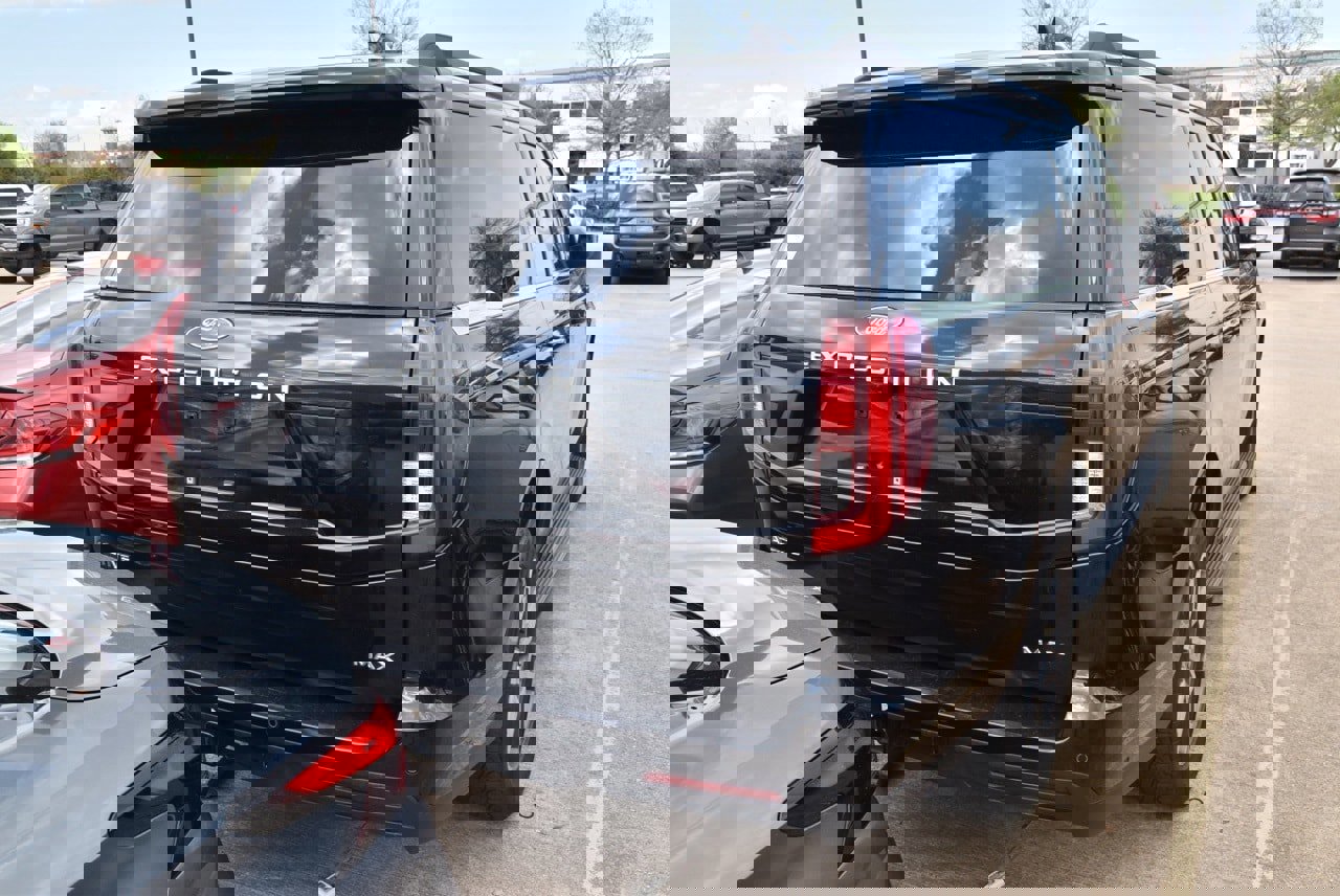 Certified 2025 Ford Expedition Max Active image 6