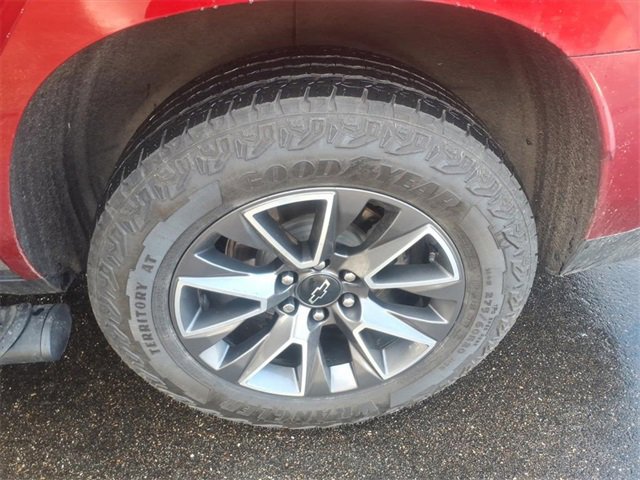 Used 2023 Chevrolet Tahoe Z71 w/ Luxury Package image 8