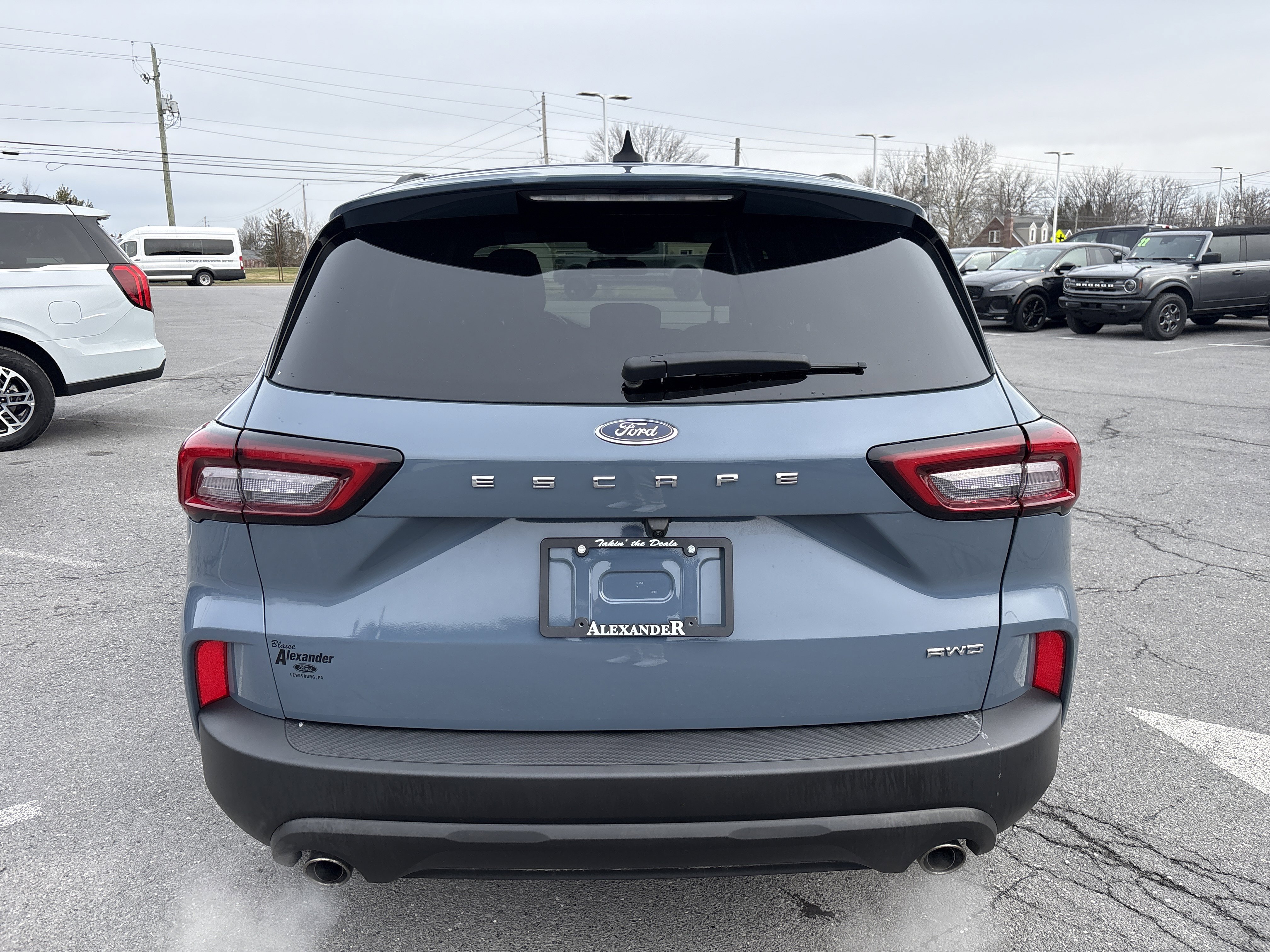 Certified 2025 Ford Escape ST-Line AWD/4WD video 4