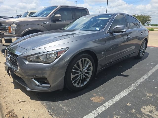 Used 2018 INFINITI Q50 Luxe w/ Essential Package (3.0T Luxe) RWD image 2