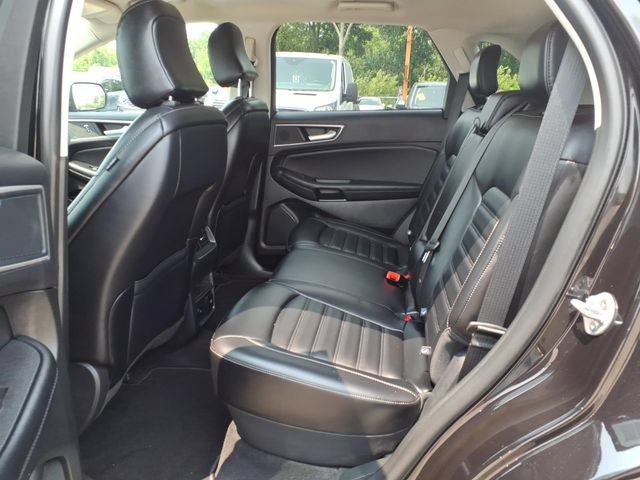 Certified 2024 Ford Edge SEL w/ Convenience Package AWD/4WD image 9