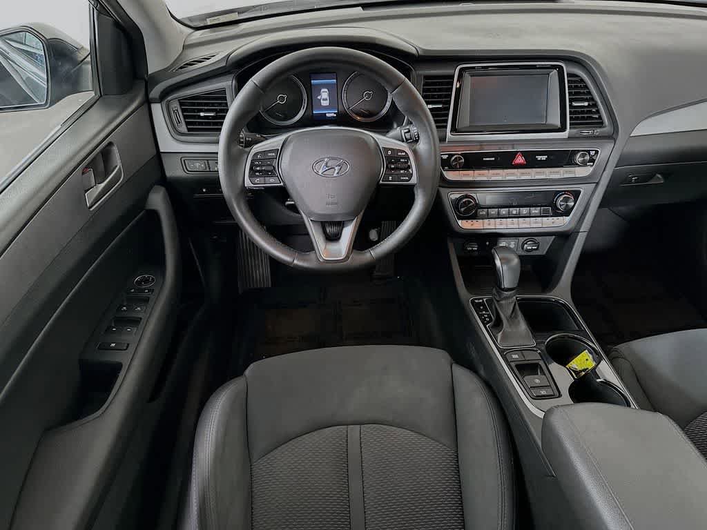 Used 2019 Hyundai Sonata SEL w/ Tech Package 02 FWD image 10