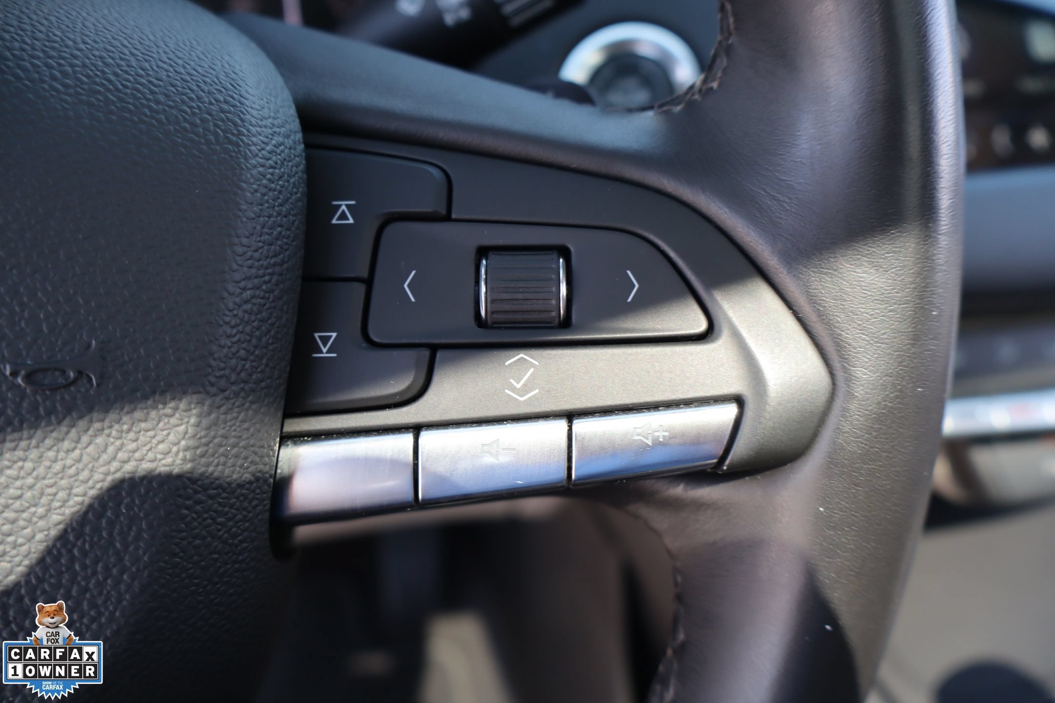 Used 2023 Cadillac XT4 Luxury FWD image 16