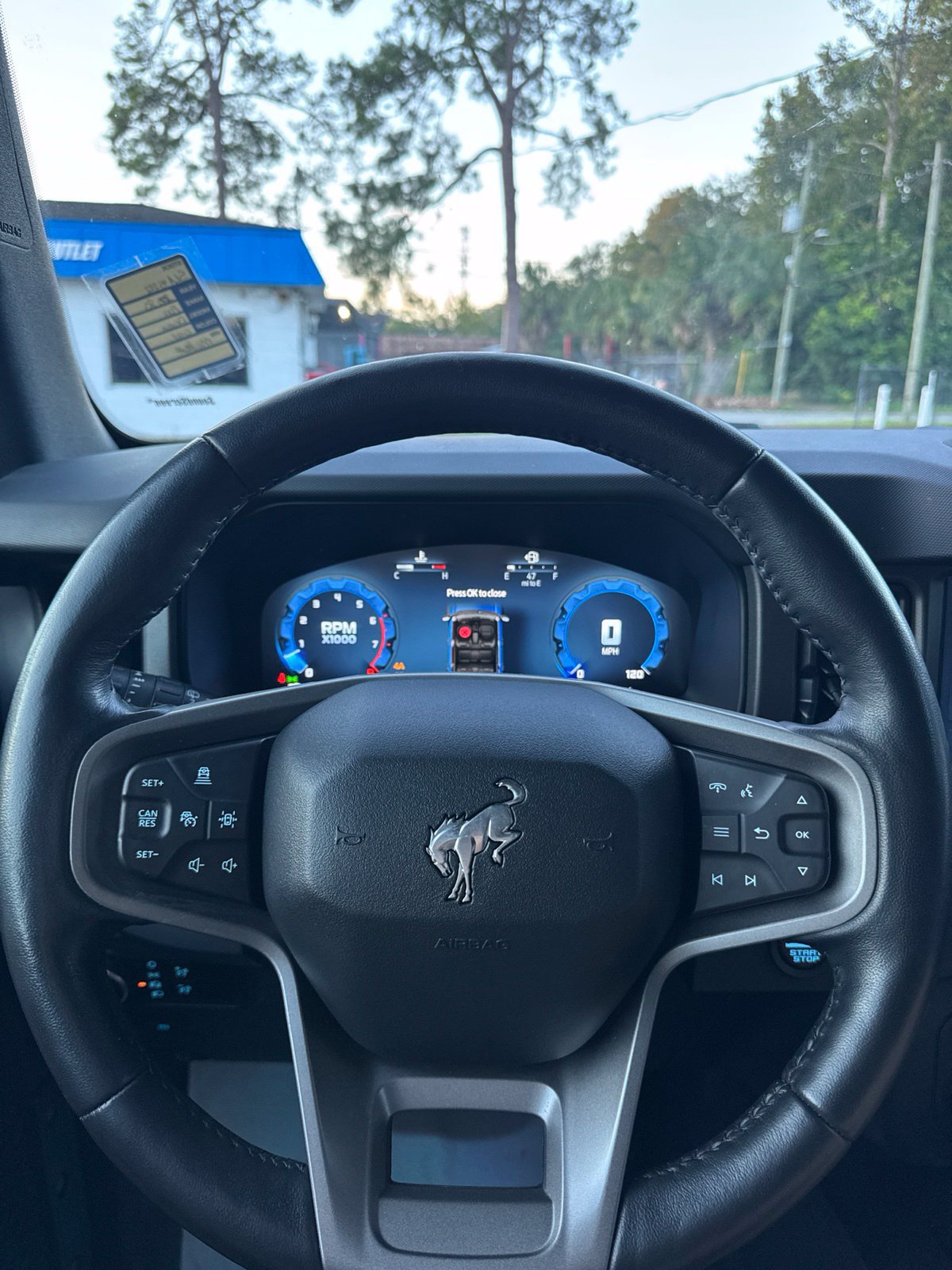 Certified 2025 Ford Bronco Badlands AWD/4WD image 24