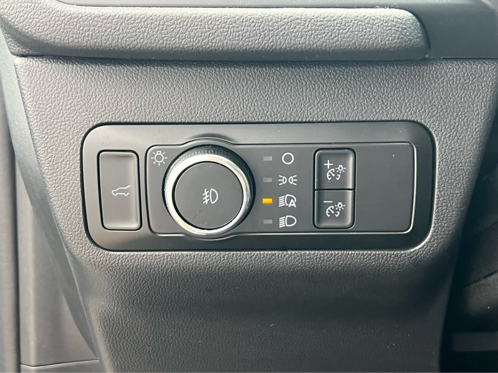 Certified 2025 Ford Escape ST-Line Select AWD/4WD image 31