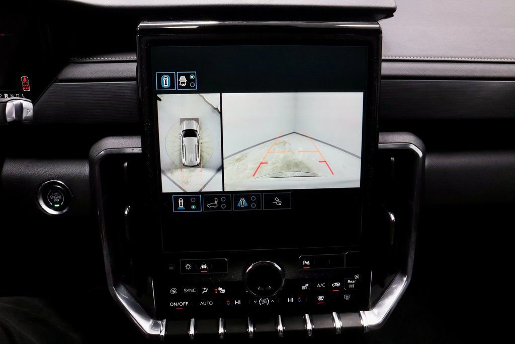 Used 2025 GMC Acadia Elevation image 10