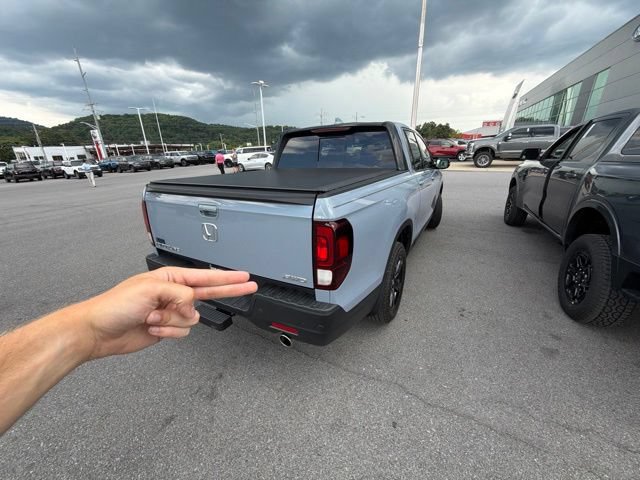 Used 2022 Honda Ridgeline Black Edition image 7