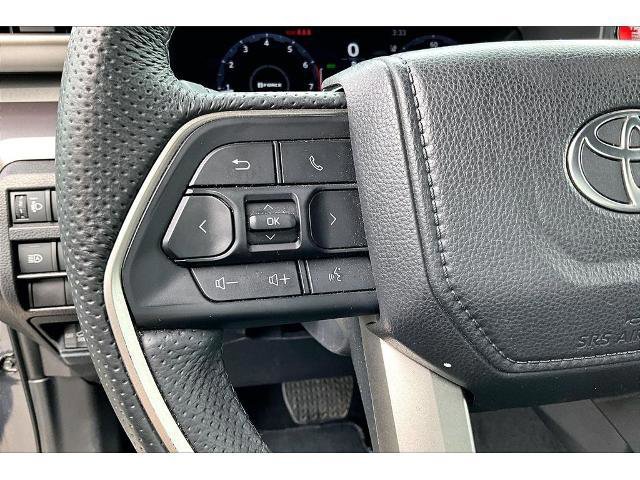 Used 2025 Toyota Tacoma TRD Off-Road AWD/4WD image 11