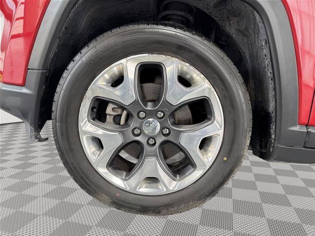 Used 2019 Jeep Compass Limited w/ Safety & Security Group AWD/4WD image 11