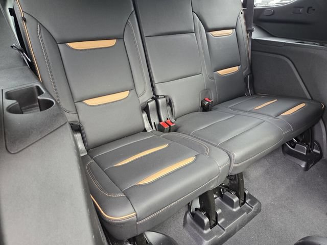 Used 2024 GMC Yukon AT4 AWD/4WD image 14