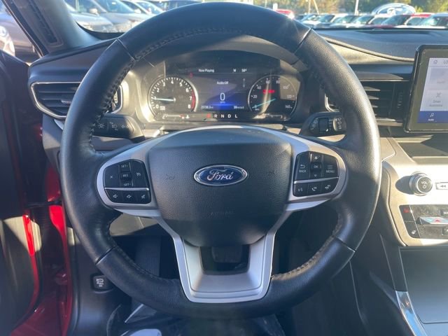 Certified 2022 Ford Explorer XLT w/ Equipment Group 202A image 19
