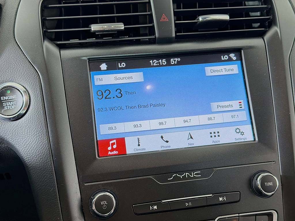 Certified 2019 Ford Fusion SE w/ Equipment Group 151A image 33