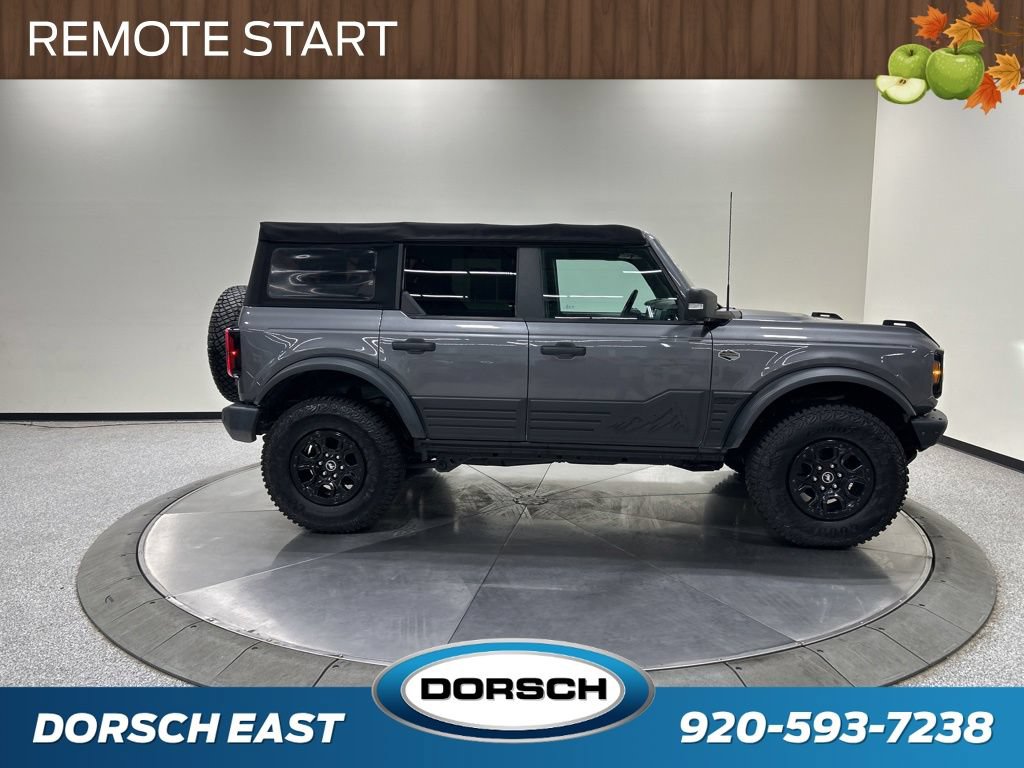 Certified 2022 Ford Bronco Wildtrak AWD/4WD image 3