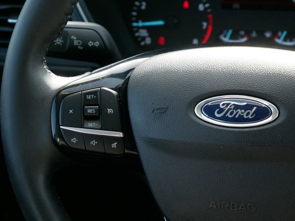 Certified 2022 Ford Escape SE w/ Convenience Package image 18