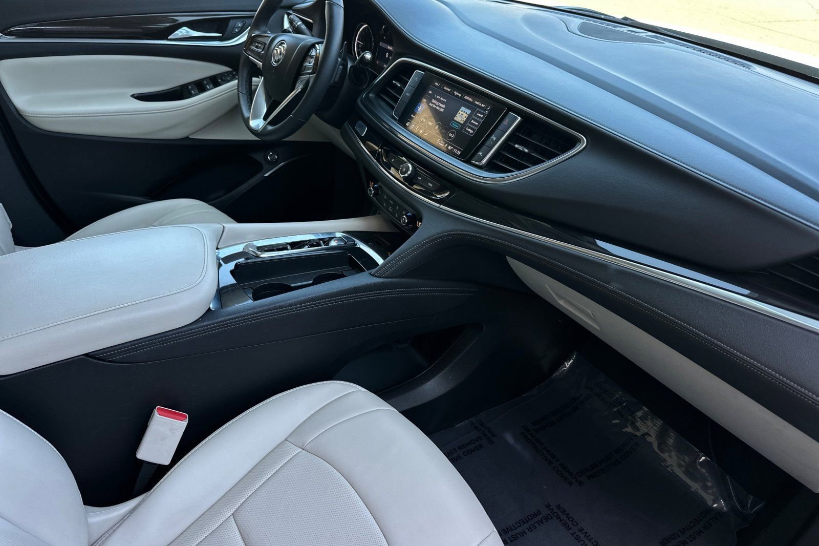 Used 2023 Buick Enclave Essence w/ Experience Buick Package image 16