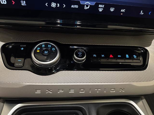 Certified 2025 Ford Expedition Max Active image 30