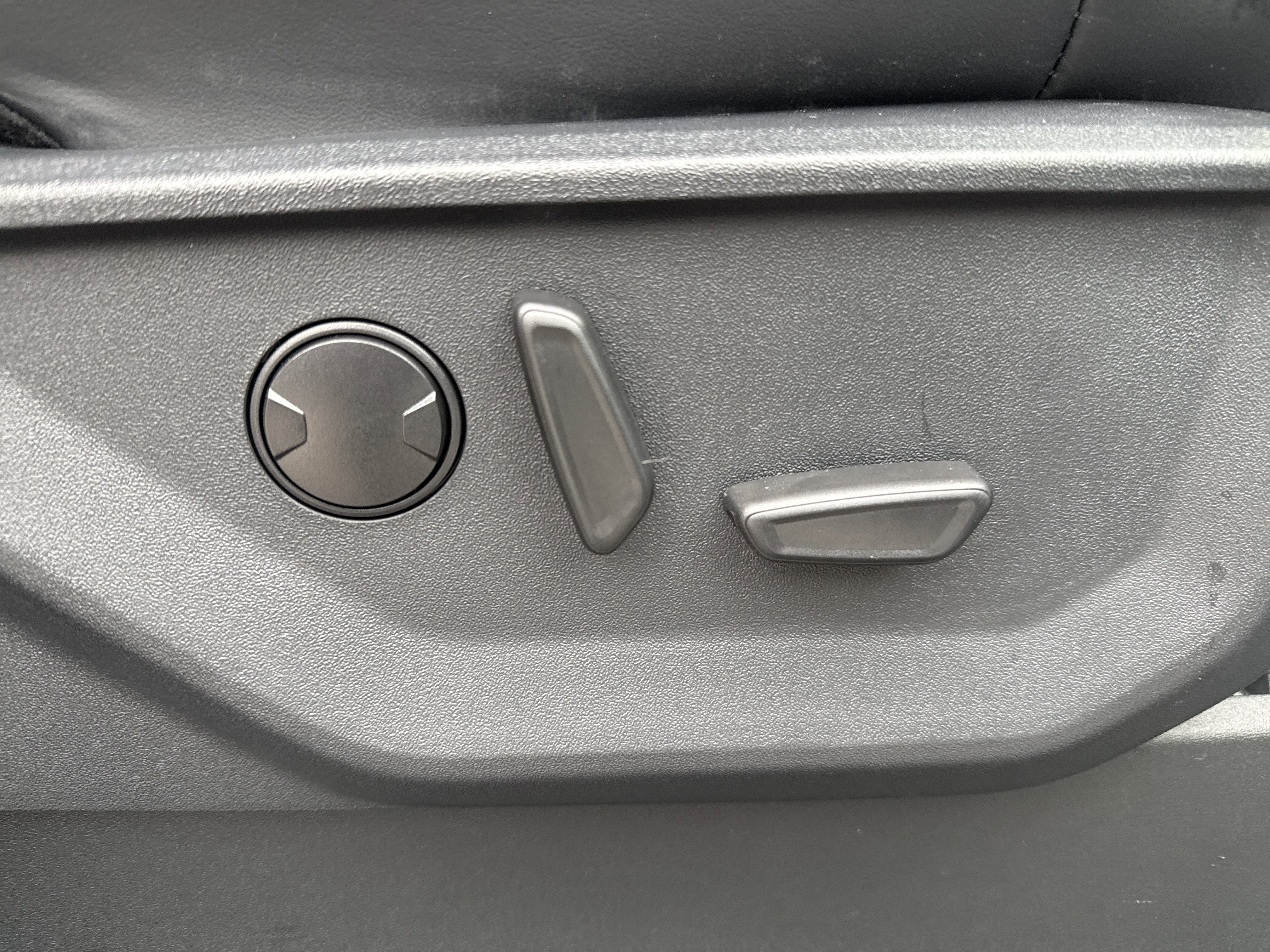 Certified 2024 Ford F150 Tremor w/ Equipment Group 402A High image 32