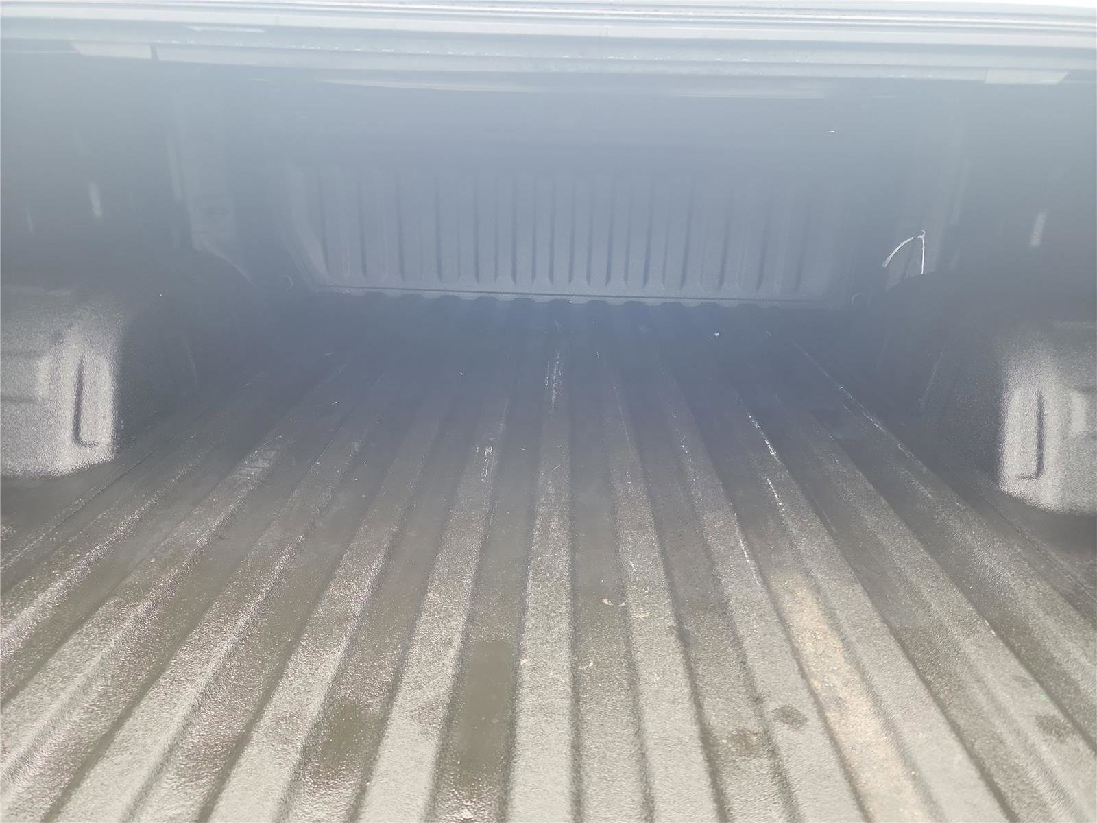 Used 2021 Chevrolet Silverado 1500 LT w/ Z71 Off-Road Package image 23