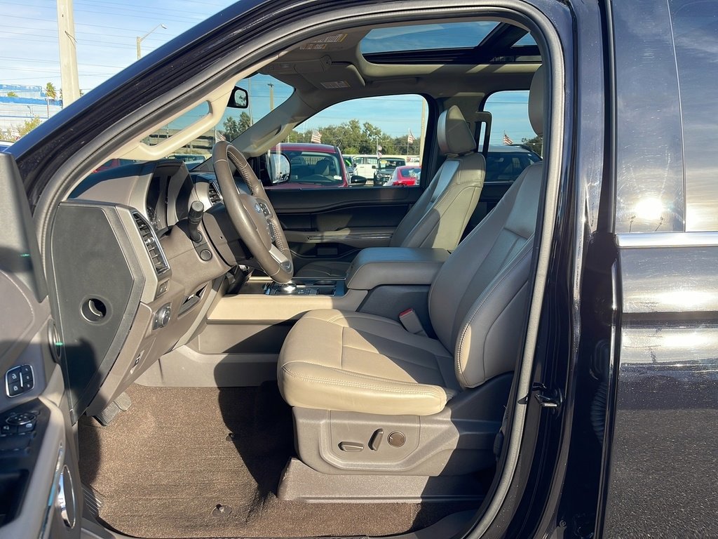Certified 2021 Ford Expedition XLT image 11