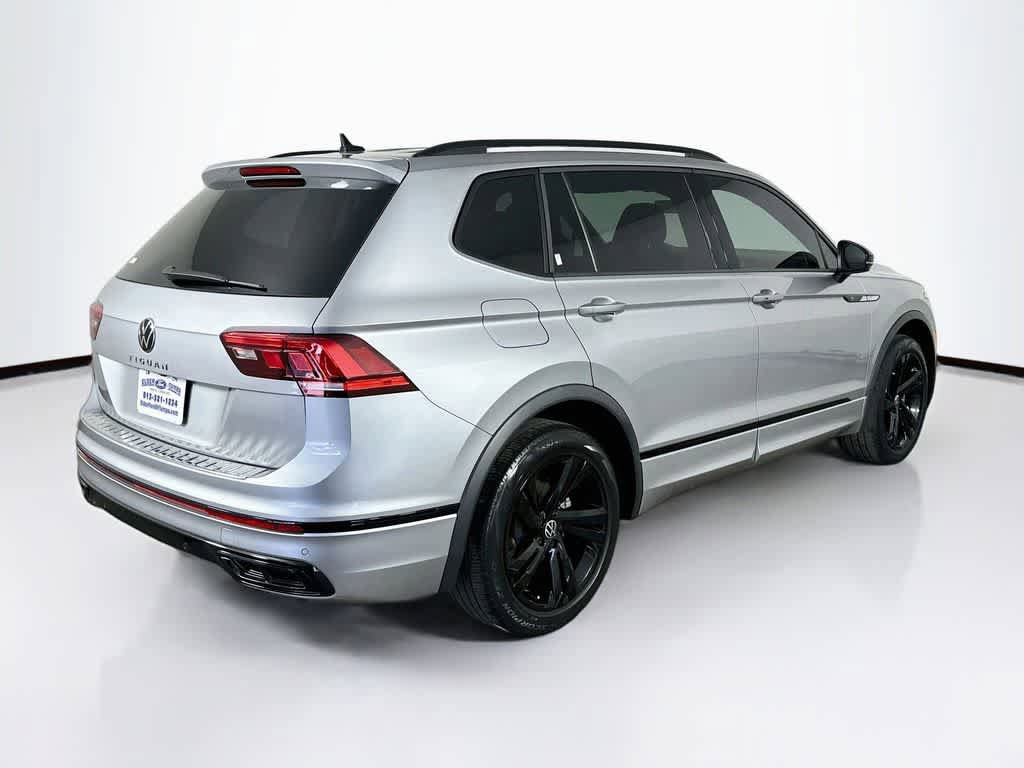 Used 2023 Volkswagen Tiguan SE R-Line FWD image 25