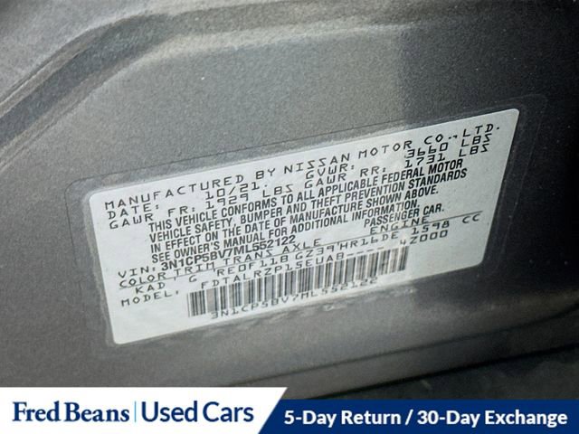 Used 2021 Nissan Kicks S image 32