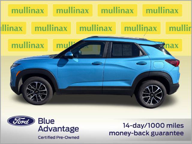 Used 2025 Chevrolet TrailBlazer LT AWD/4WD image 12