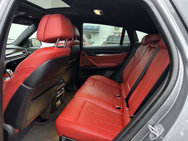 Used 2018 BMW X6 xDrive50i AWD/4WD image 19