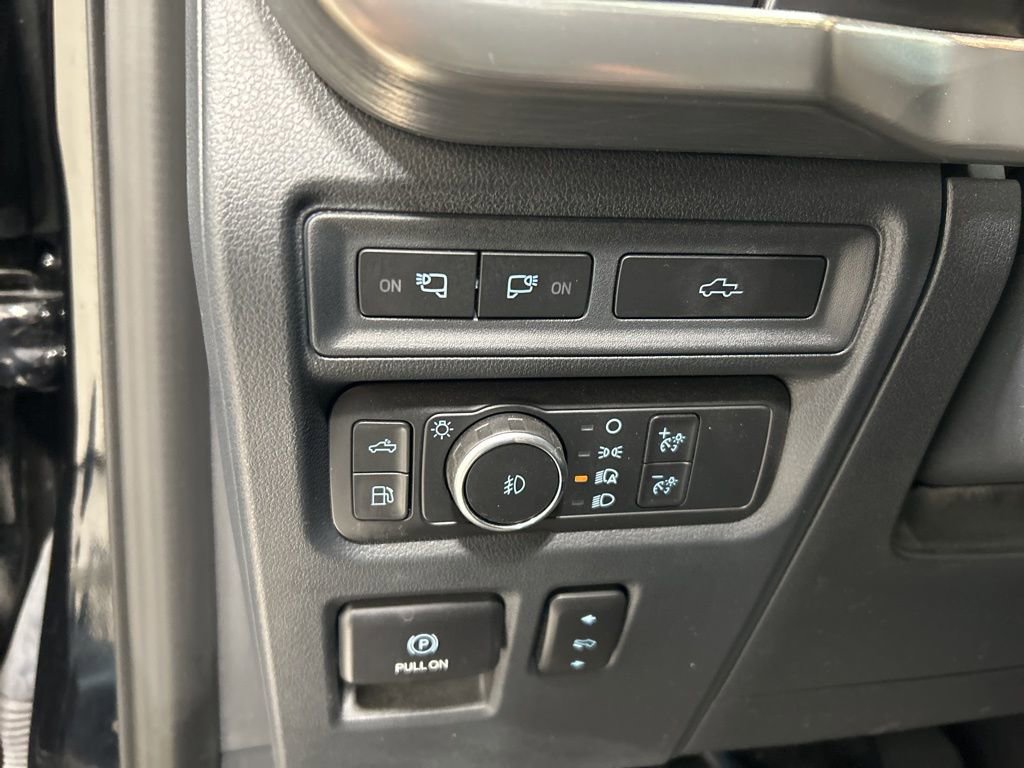 Certified 2022 Ford F150 Lariat w/ Equipment Group 502A High image 14