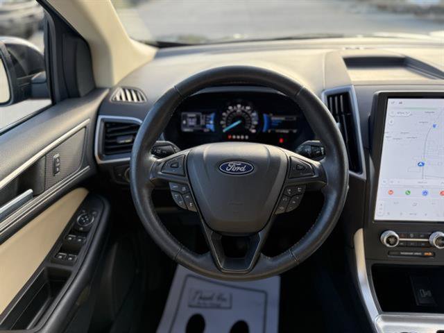 Certified 2022 Ford Edge SEL w/ Convenience Package AWD/4WD image 16