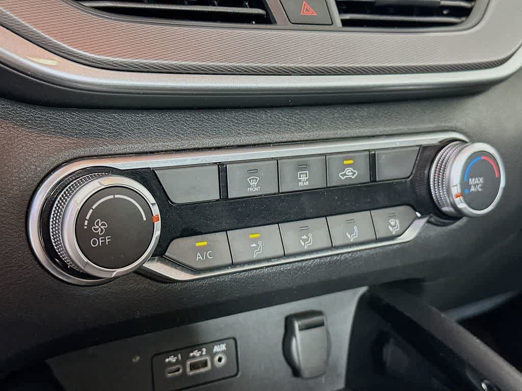 Used 2024 Nissan Altima 2.5 SR FWD image 17