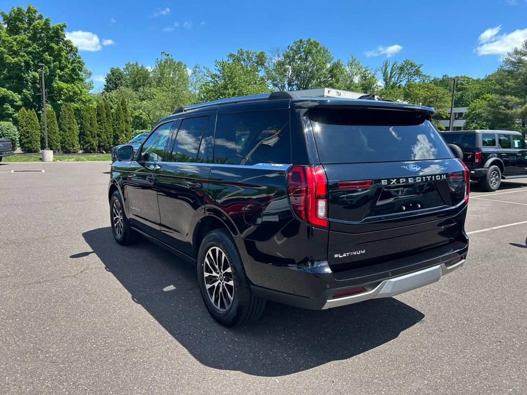 Certified 2025 Ford Expedition Platinum AWD/4WD image 12