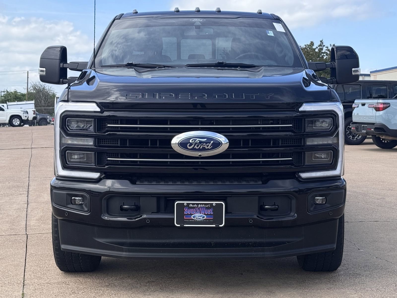 Certified 2025 Ford F250 Platinum AWD/4WD image 9