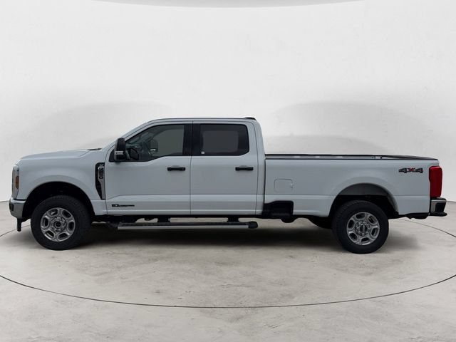 Certified 2025 Ford F250 XLT AWD/4WD image 2