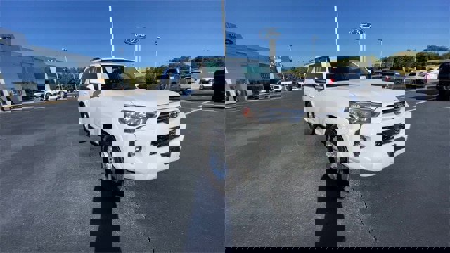 Used 2023 Toyota 4Runner SR5 image 9